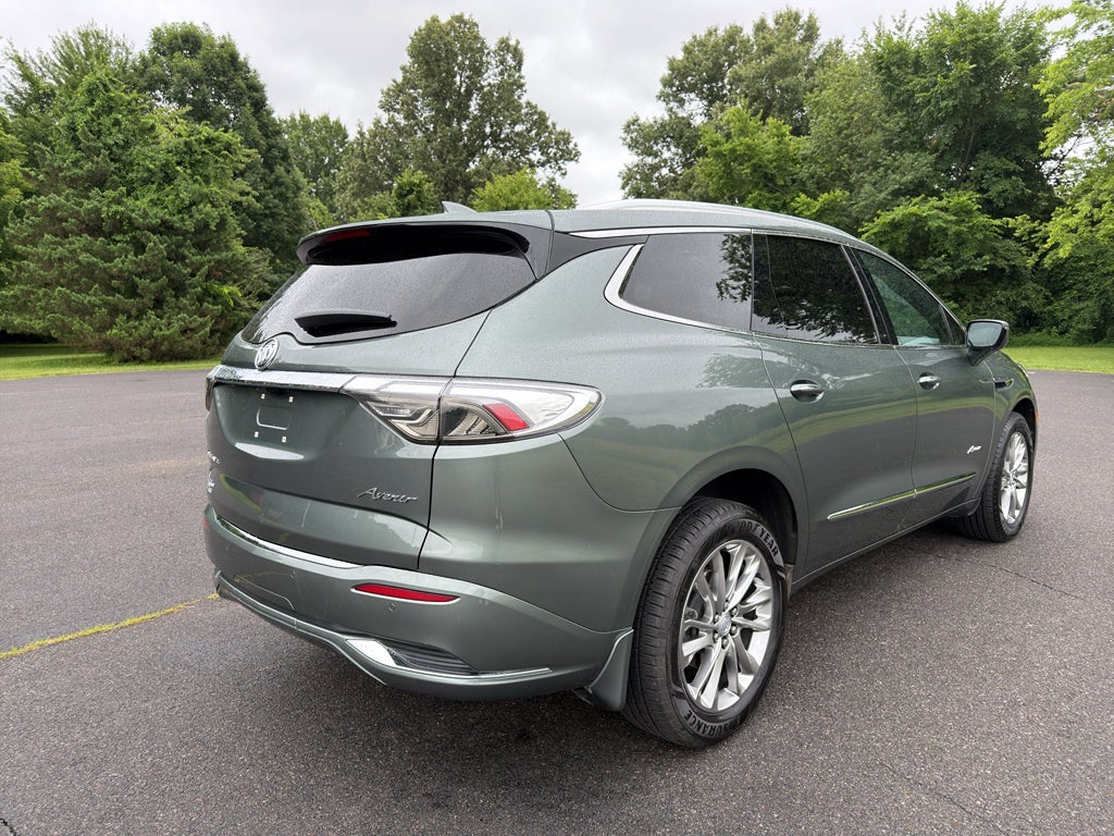2022 Buick Enclave Avenir