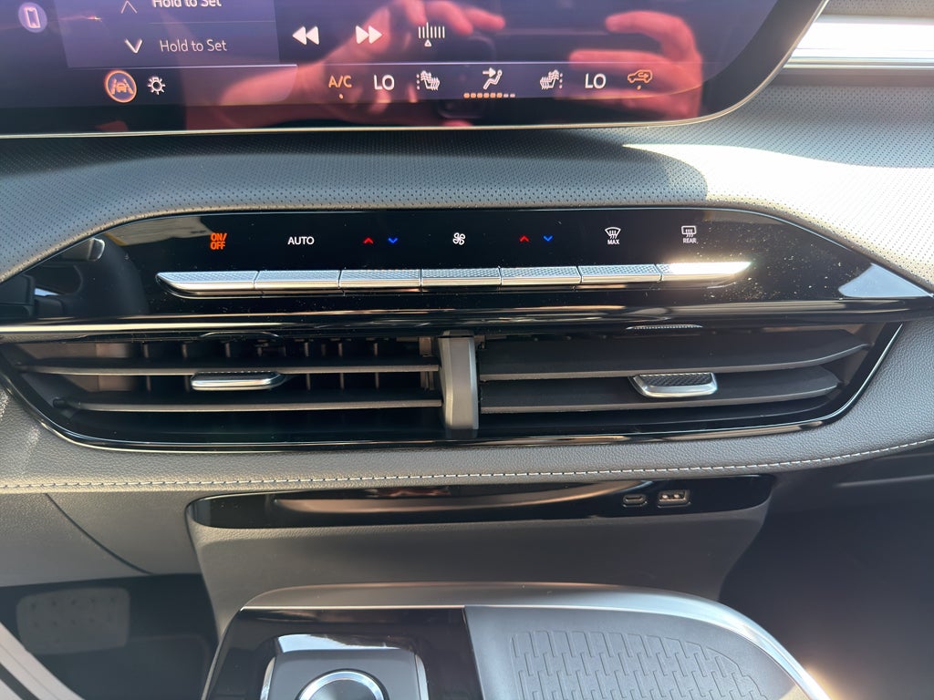 2027 Buick Enclave Preferred
