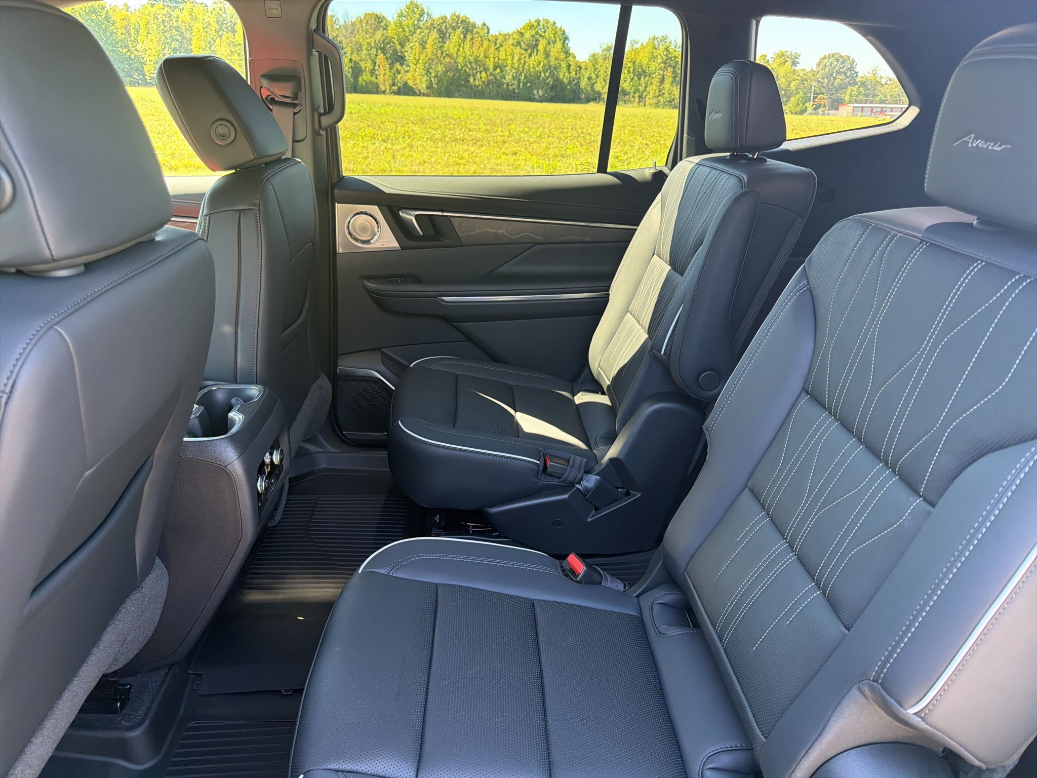 2027 Buick Enclave Avenir