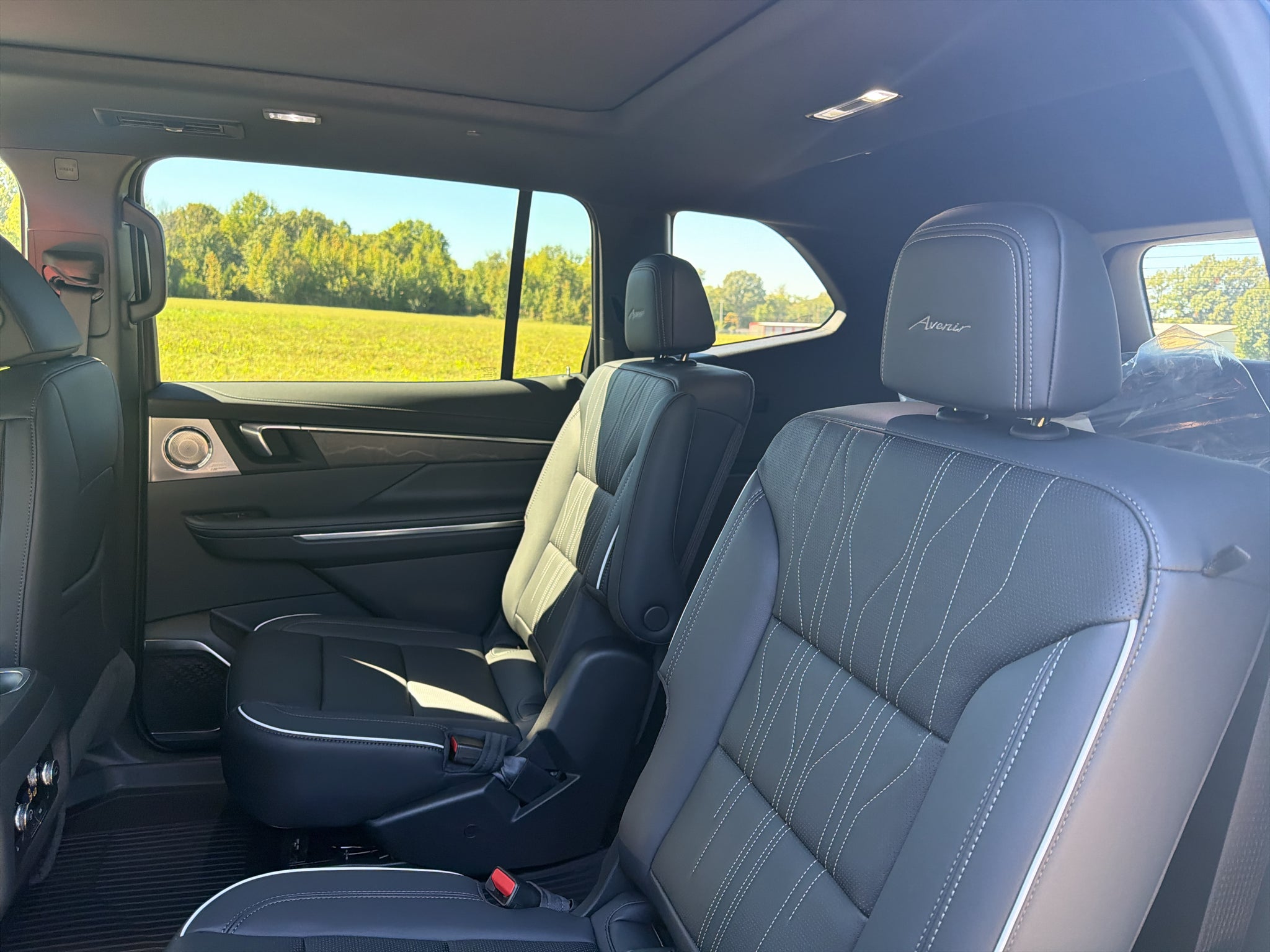 2027 Buick Enclave Avenir
