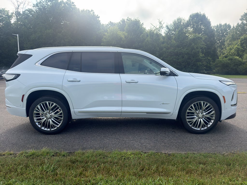 2027 Buick Enclave Avenir