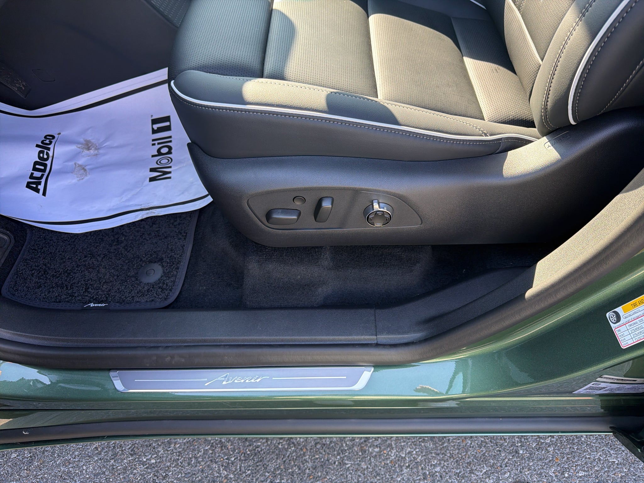 2027 Buick Enclave Avenir