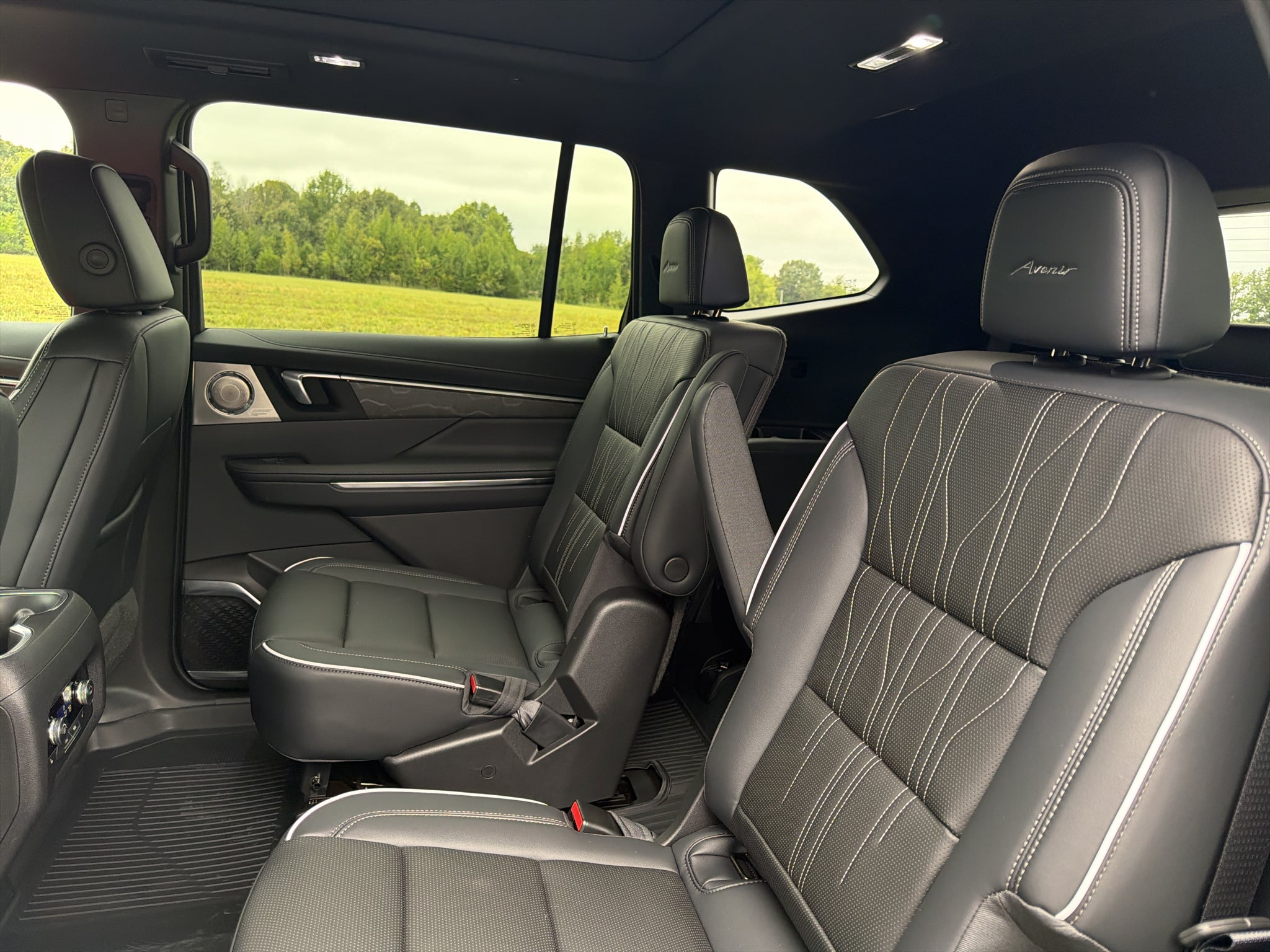 2027 Buick Enclave Avenir