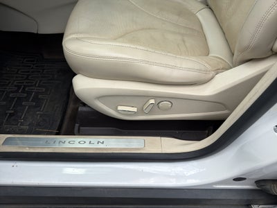 2015 Lincoln MKC Base