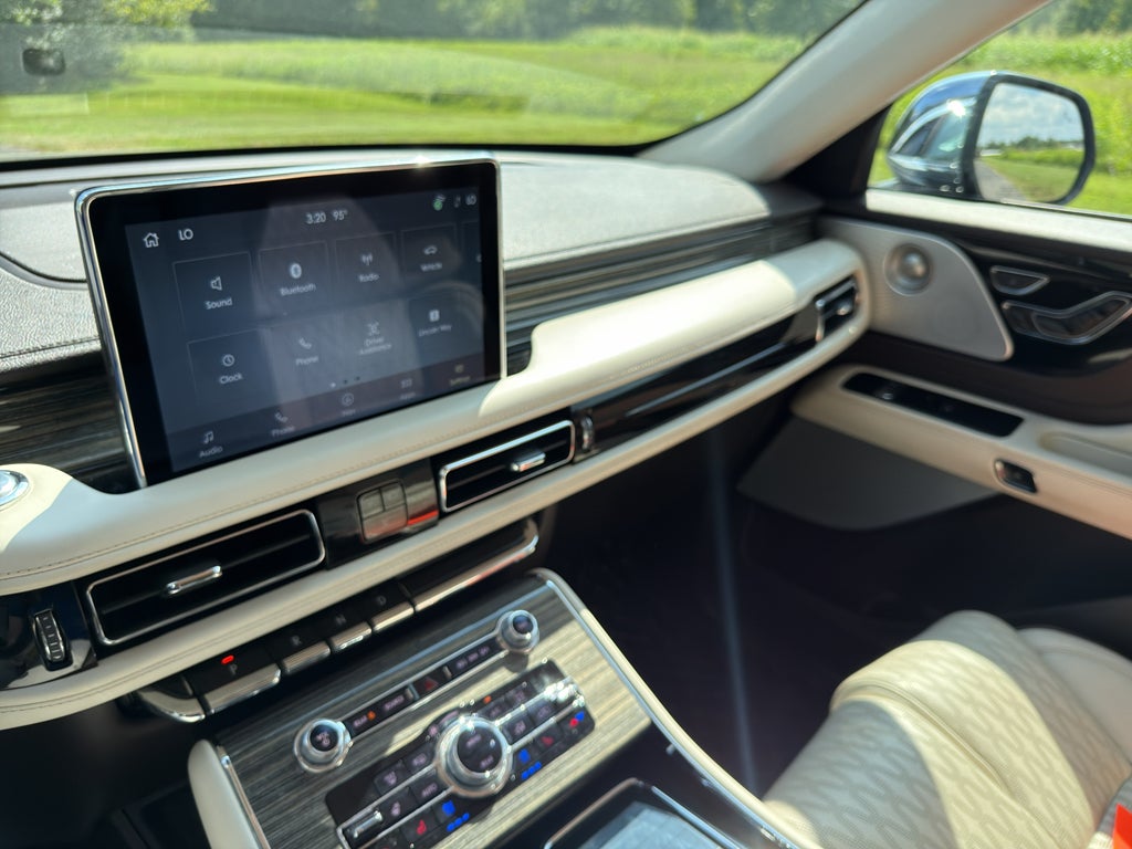 2021 Lincoln Aviator Black Label Grand Touring