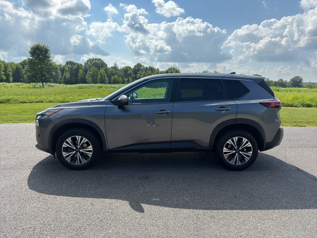 2022 Nissan Rogue SV FWD