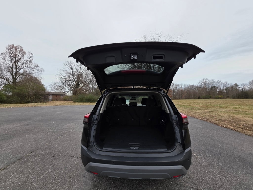 2023 Nissan Rogue SV FWD