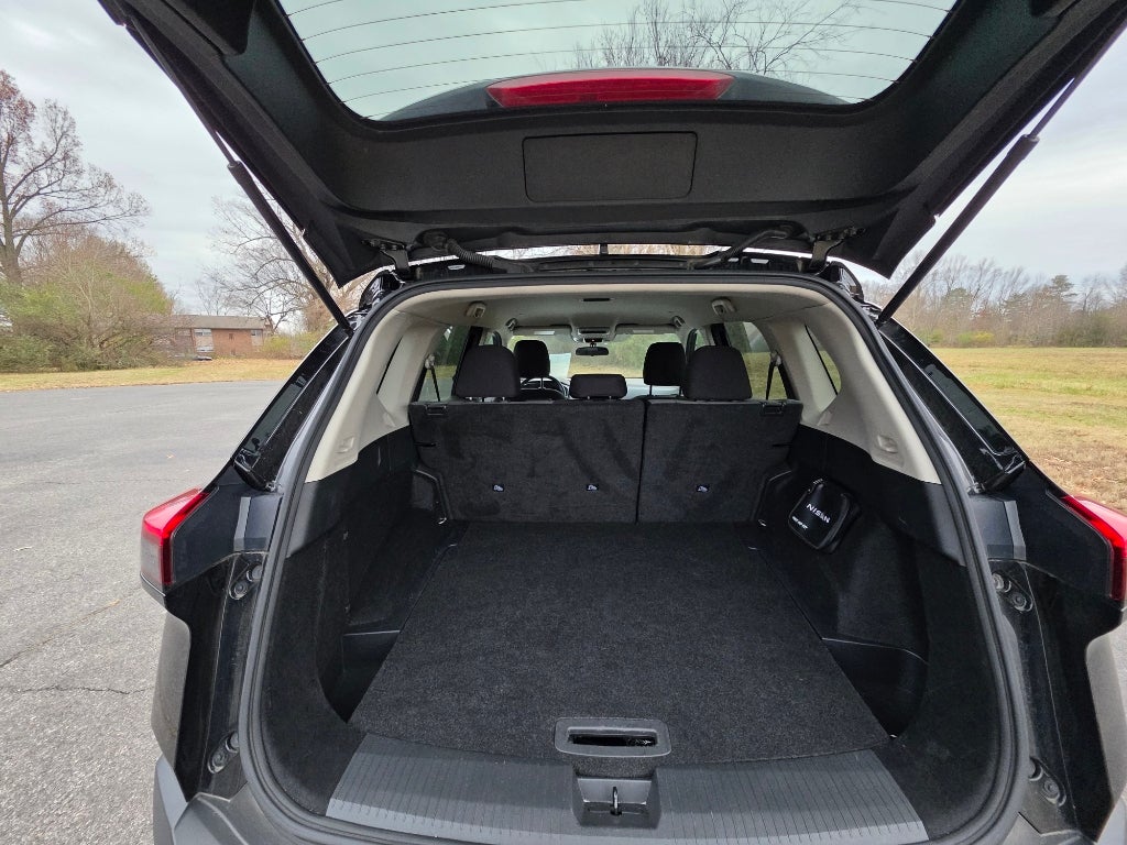 2023 Nissan Rogue SV FWD