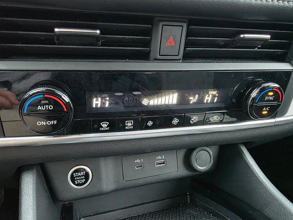 2023 Nissan Rogue SV FWD