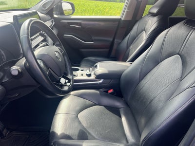 2021 Toyota Highlander Limited