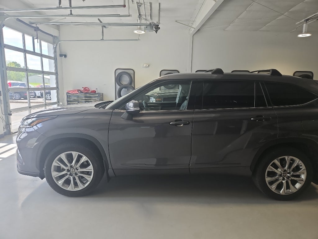 2021 Toyota Highlander Limited