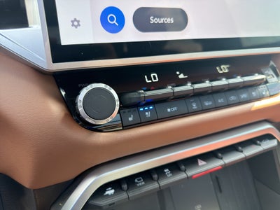 2025 Toyota Tundra Hybrid 1794 Edition CrewMax 5.5' Bed