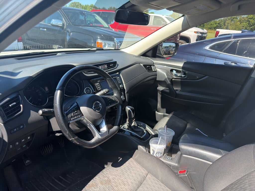 2020 Nissan Rogue SV FWD