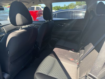 2020 Nissan Rogue SV FWD