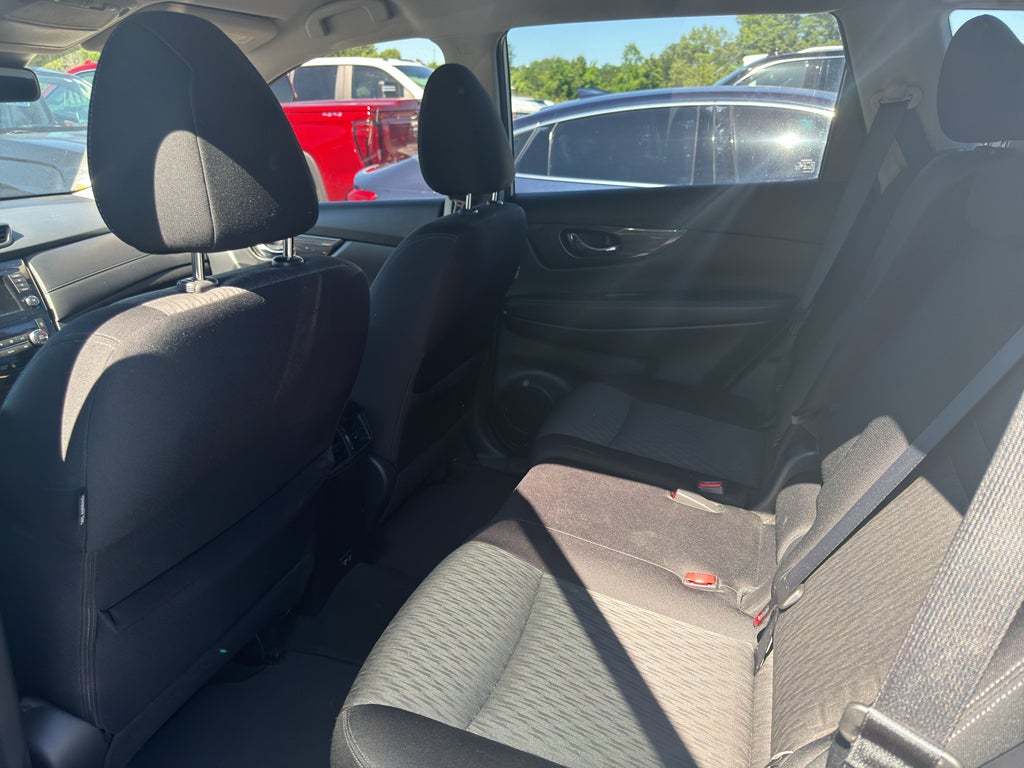 2020 Nissan Rogue SV FWD