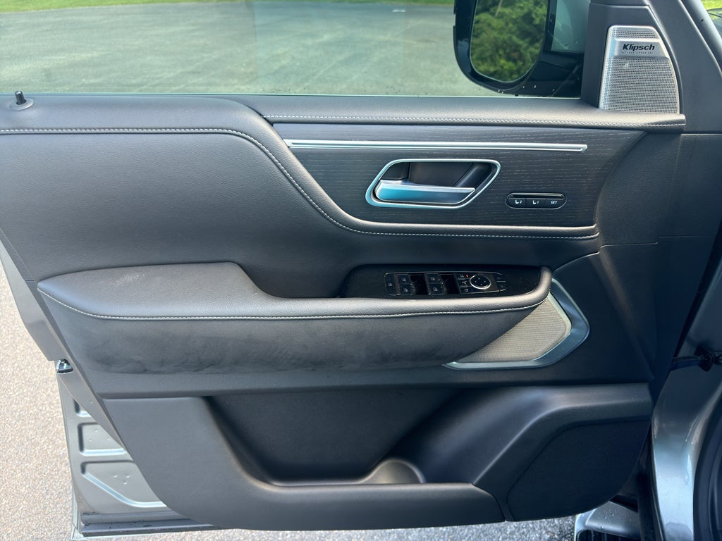 2025 INFINITI QX80 SENSORY AWD