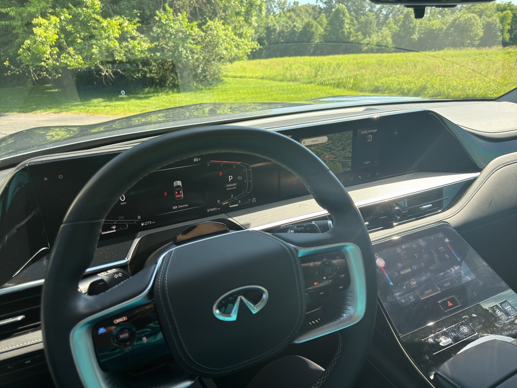 2025 INFINITI QX80 SENSORY AWD