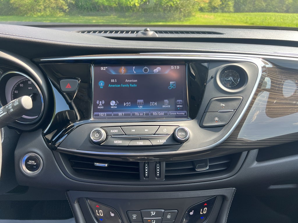 2020 Buick Envision Essence Group