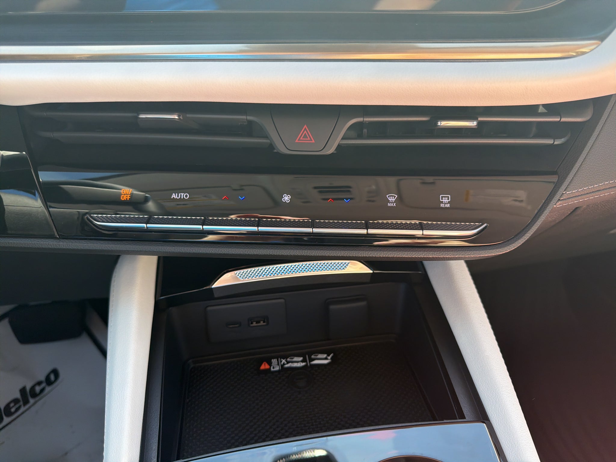 2026 Buick Envision Avenir - Photo 22